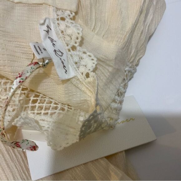 By the river Embroidered Blouse Top puff Sleeve NWT - Picture 8 of 10